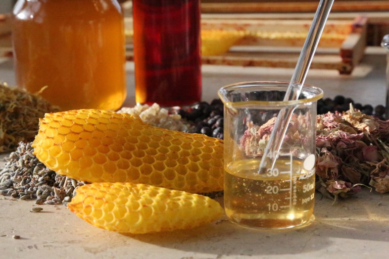 Therapi-Honey-skincare-ingredients